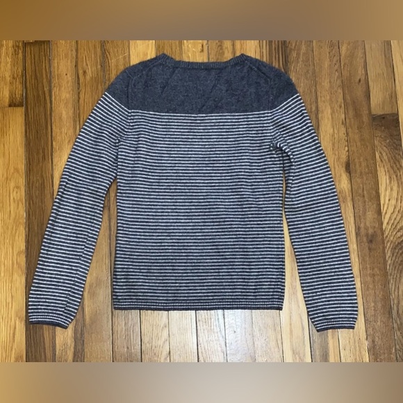 Lochleven 100% Cashmere Gray Striped Crewneck Sweater Jumper Shirt Top S Fits XS - Picture 3 of 3